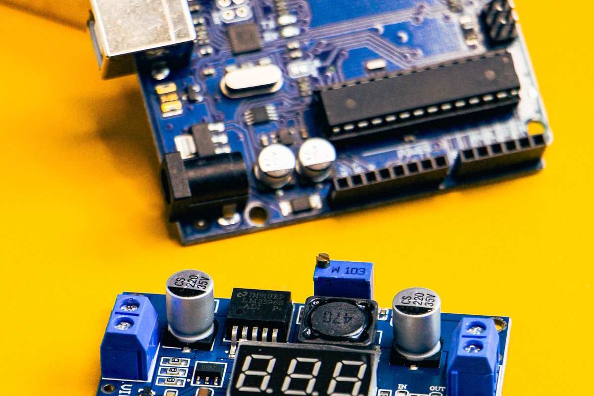 Board Arduino dan modul elektronika